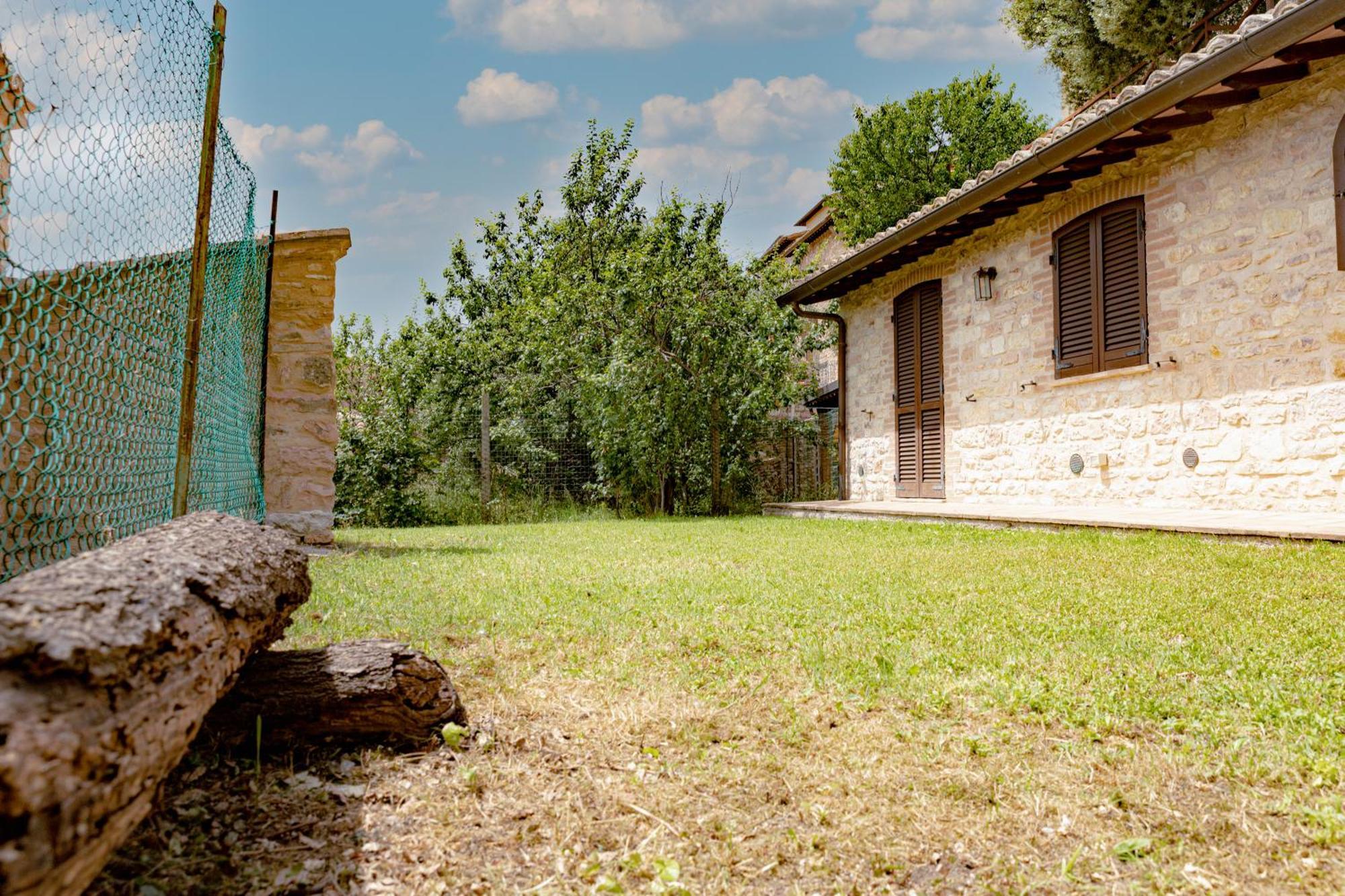 Villa Rustic House, Con Patio E Giardino, Assisi Centro Esterno foto