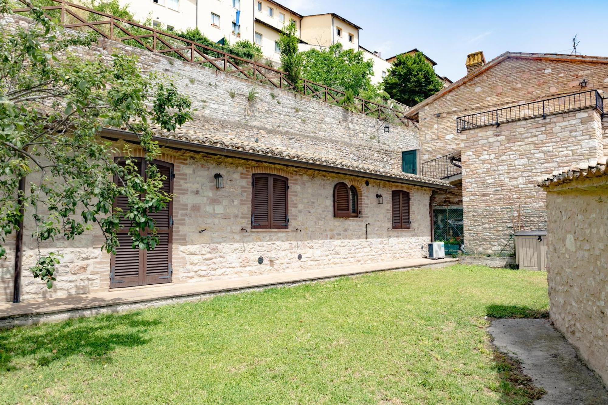 Villa Rustic House, Con Patio E Giardino, Assisi Centro Esterno foto